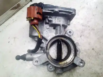 Pezzo di ricambio per auto di seconda mano SCATOLA DELLA FARFALLA per OPEL ASTRA J LIM.  Riferimenti OEM IAM 55564164  50569200