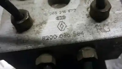Pezzo di ricambio per auto di seconda mano abs per renault clio ii fase ii (b/cb0) authentique riferimenti oem iam 8200085584  0273004621