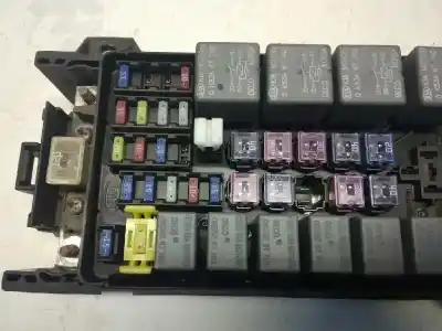 Piesă de schimb auto la mâna a doua panou siguranțe pentru kia sorento 2.5 crdi ex referințe oem iam 911603e070  