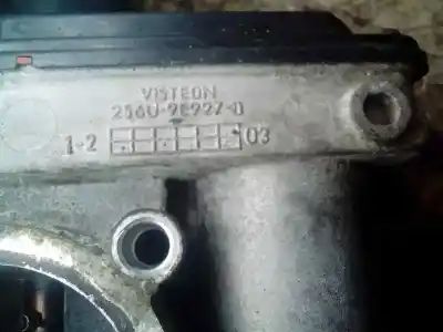 Peça sobressalente para automóvel em segunda mão borboleta de admissão por ford focus berlina (cap) 1.6 16v cat referências oem iam 2s6u9e927d  