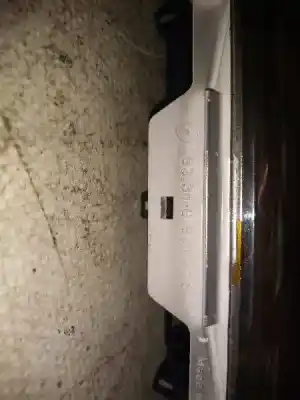 Peça sobressalente para automóvel em segunda mão luz interior por bmw serie 3 berlina (e46) 320d referências oem iam 63316901478  