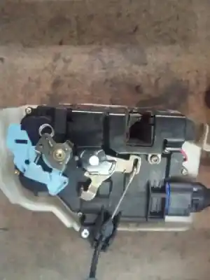 Автозапчасти б/у замок левой передней двери за audi a4 avant (b5) 1.8 20v turbo ссылки oem iam 1j0973715  