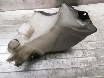 Second-hand car spare part windscreen washer bottle for bmw serie 3 coupe (e46) 318 ci oem iam references 61667007970  