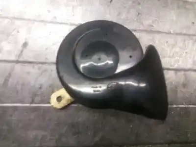 Pièce détachée automobile d'occasion KLAXON / SIGNAL SONORE pour MERCEDES-BENZ CLASE C (W203) BERLINA  Références OEM IAM A28657625  