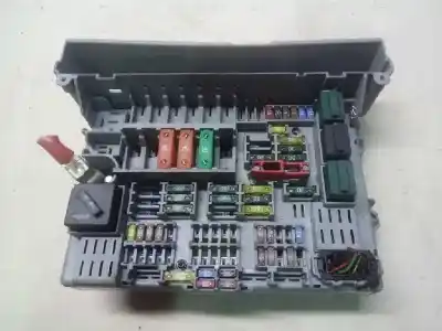 Second-hand car spare part fuse box unit for bmw serie 1 berlina (e81/e87) 118d oem iam references 690662105  