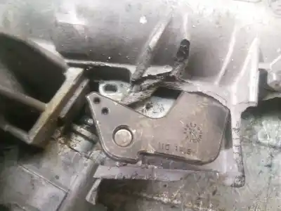 Peça sobressalente para automóvel em segunda mão coluna de direcção por bmw serie 3 touring (e91) 2.0 16v diesel referências oem iam 042119006  