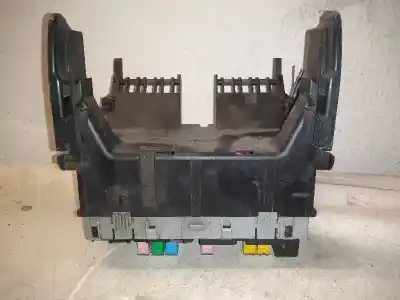 İkinci el araba yedek parçası RÖLE/SIGORTA KUTUSU için FORD TRANSIT CAJA CERRADA ´06  OEM IAM referansları 6C1T14A067  