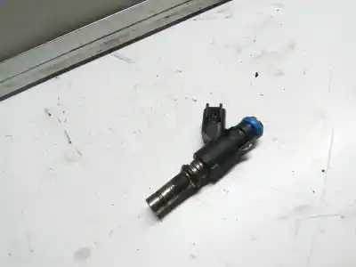 Pezzo di ricambio per auto di seconda mano INIETTORE per OPEL ZAFIRA B  Riferimenti OEM IAM 25380933  