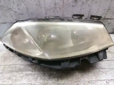 Pièce détachée automobile d'occasion FEU DROIT pour RENAULT MEGANE II BERLINA 5P  Références OEM IAM 89307000  