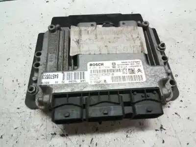 Pièce détachée automobile d'occasion CALCULATEUR MOTEUR ECU pour PEUGEOT 207/207+ (WA_, WC_)  Références OEM IAM 9660324180  0281011634 9653958980