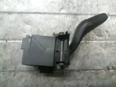Piesă de schimb auto la mâna a doua ANSAMBLU MANETE SEMNALIZARE pentru AUDI A4 AVANT (8E)  Referințe OEM IAM 4E0953521  
