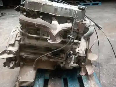 Pièce détachée automobile d'occasion moteur complet pour nissan trade 3.0 diesel références oem iam a4.28  