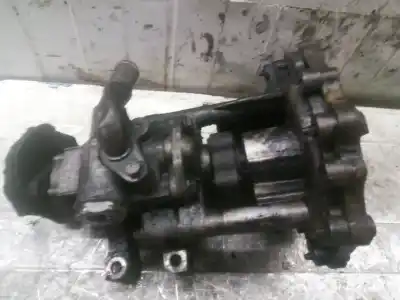 İkinci el araba yedek parçası DIREKSIYON POMPASI için FORD TRANSIT COMBI ´06  OEM IAM referansları 6C113A674AA  