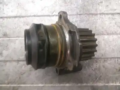 Pezzo di ricambio per auto di seconda mano BOMBA D ACQUA per VOLKSWAGEN GOLF VI (5K1)  Riferimenti OEM IAM 038121019  038121019B