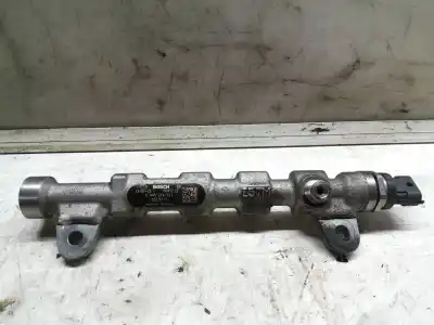 İkinci el araba yedek parçası ENJEKTÖR RAMPASI için OPEL INSIGNIA BERLINA  OEM IAM referansları 55576177  0445214221