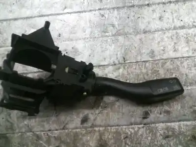 Peça sobressalente para automóvel em segunda mão comutador de piscas  por audi a4 avant (8e) 1.9 tdi referências oem iam 4e0953513a  