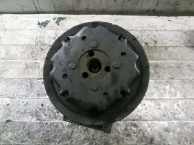 Pezzo di ricambio per auto di seconda mano compressore aria condizionata per fiat linea (110) 1.3 16v jtd cat riferimenti oem iam 55703721  5e5275400