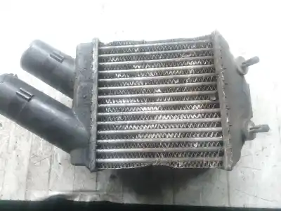 Pezzo di ricambio per auto di seconda mano INTERCOOLER per OPEL VECTRA B CARAVAN  Riferimenti OEM IAM 8200047162  