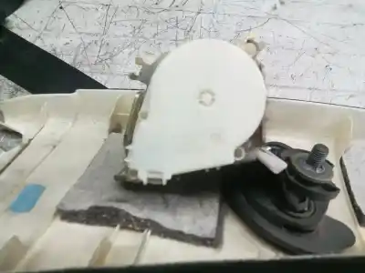 Автозапчастина б/у передній правий ремін безпеки для bmw x3 (e83) 3.0d посилання на oem iam 33048192  