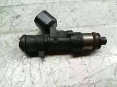 Second-hand car spare part INJECTOR for VOLVO V70 FAMILIAR  OEM IAM references 30757534  0280158096