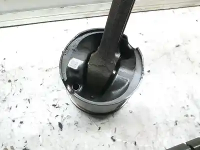 Second-hand car spare part piston for bmw x3 (e83) 2.0 turbodiesel cat oem iam references 0840bb  