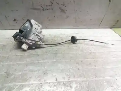 Second-hand car spare part left front door lock for audi a4 avant (8e) 2.0 tdi oem iam references 8e2837015aa  