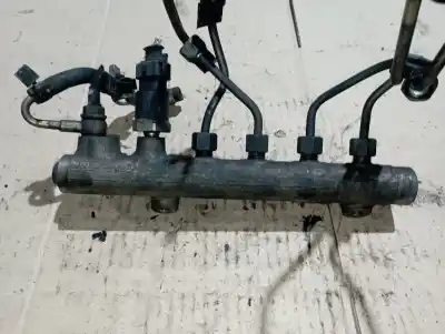 Pezzo di ricambio per auto di seconda mano rampa iniettori per opel astra h gtc (a04) 1.7 cdti (l08) riferimenti oem iam 0445214049  