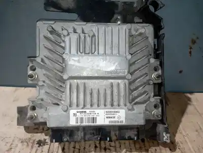 Автозапчасти б/у БЛОК УПРАВЛЕНИЯ ДВИГАТЕЛЕМ за RENAULT SCÉNIC II (JM0/1_)  ссылки OEM IAM 8200565863 8200592611 