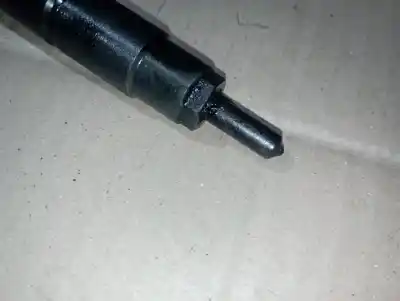 Peça sobressalente para automóvel em segunda mão injetor por mazda 6 hatchback (gh) 2.2 d (gh10) referências oem iam r2aa13h50  