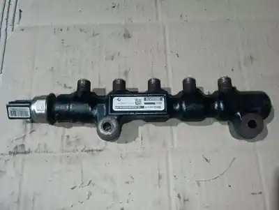 Автозапчастина б/у РАМПА ИНЖЕКТОРА для FORD FOCUS II (DA_, HCP, DP)  Посилання на OEM IAM 9654592680  