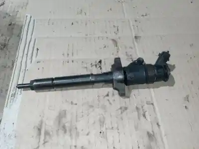 İkinci el araba yedek parçası ENJEKTÖR için CITROEN C4 COUPÉ (LA_)  OEM IAM referansları 0445110311  