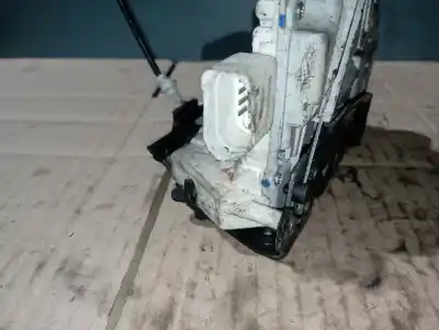 Peça sobressalente para automóvel em segunda mão fechadura da porta dianteira direita por audi a3 (8p1) 2.0 tdi 16v quattro referências oem iam 4f2837016b  