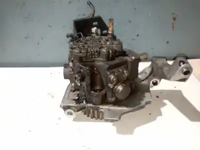 Peça sobressalente para automóvel em segunda mão BOMBA DE INJEÇÃO por PEUGEOT PARTNER CAJA/CHASIS (5_, G_) 1.6 HDI 75 Referências OEM IAM 9683703780A  
