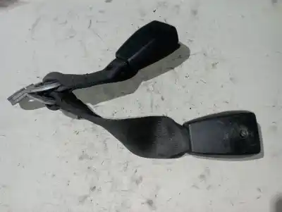 Peça sobressalente para automóvel em segunda mão CHICOTE / ENCAIXE CINTO SEGURANÇA TRASEIRO DIREITO por BMW 3 COUPÉ (E46) 318 CI Referências OEM IAM 8233292RH  