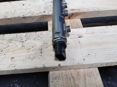 Peça sobressalente para automóvel em segunda mão régua / rampa de injetores por bmw x1 (e84) xdrive 20 d referências oem iam 780912703  0445214182