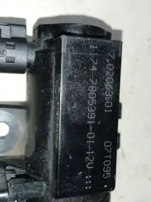 Second-hand car spare part additional air valve for bmw 1 (e81) 118 i oem iam references 70206301  11747805391
