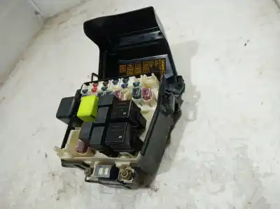 Second-hand car spare part fuse box unit for mazda 626 monovolumen (gw) 2.0 exclusive (85kw) oem iam references   