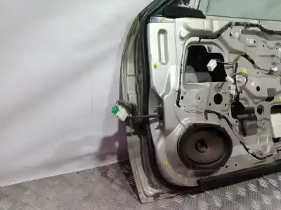 Gebrauchtes Autoersatzteil ordere rechte tür zum mazda 626 monovolumen (gw) 2.0 exclusive (85kw) oem-iam-referenzen   