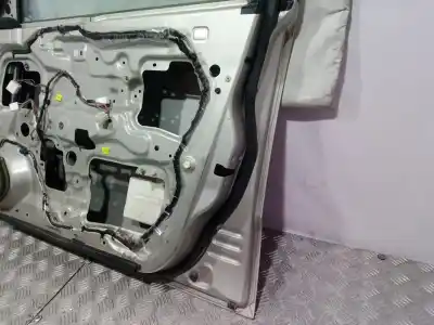 Gebrauchtes Autoersatzteil ordere rechte tür zum mazda 626 monovolumen (gw) 2.0 exclusive (85kw) oem-iam-referenzen   