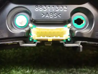 Second-hand car spare part dashboard for opel corsa c sri oem iam references 88311302 110008988019 151202e