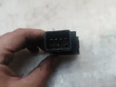 Second-hand car spare part switch for kia cerato 2.0 ex crdi berlina oem iam references   