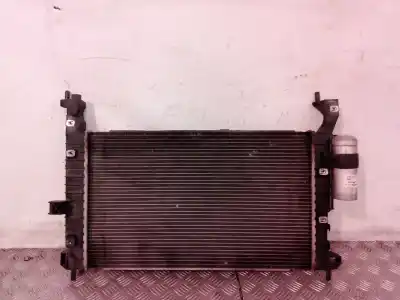 Peça sobressalente para automóvel em segunda mão condensador / radiador de ar condicionado por opel meriva enjoy referências oem iam 52400774