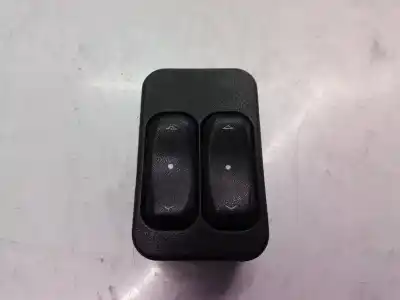 Peça sobressalente para automóvel em segunda mão botão / interruptor elevador vidro dianteiro esquerdo por opel meriva enjoy referências oem iam 13363202