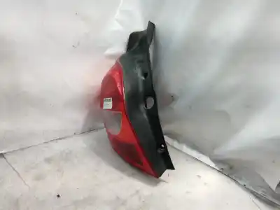 Second-hand car spare part left tailgate light for renault clio iii confort dynamique oem iam references 89035079 89035079 89035079