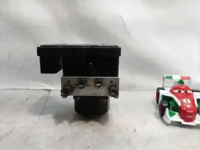 Pezzo di ricambio per auto di seconda mano ABS per FORD FIESTA (CB1)  Riferimenti OEM IAM 8V512M110AD 8V512M110 8V512M110AD