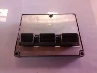 Peça sobressalente para automóvel em segunda mão centralina de motor uce por ford focus berlina (cap) ghia referências oem iam 5m5112a650ad