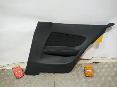 Peça sobressalente para automóvel em segunda mão forra / revestimento da porta traseira direita por bmw serie 1 berlina (e81/e87) 2.0 turbodiesel cat referências oem iam 6975356