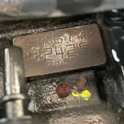 Second-hand car spare part complete engine for renault clio iii authentique oem iam references k9k677 k9k677 k9k677