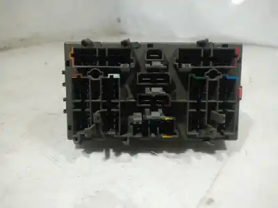 Pièce détachée automobile d'occasion boîtes à fusibles pour peugeot 306 cabriolet (s2) 2.0 cat références oem iam 9627368680 9627368680 9627368680