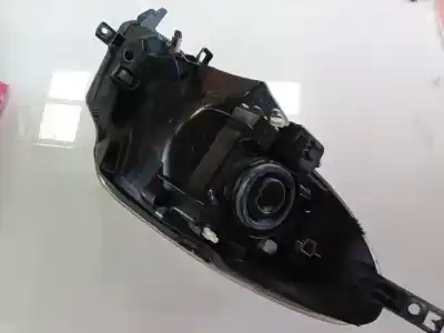 Second-hand car spare part right headlight for nissan note (e11e) acenta oem iam references 260109u100 260109u100 89900917
